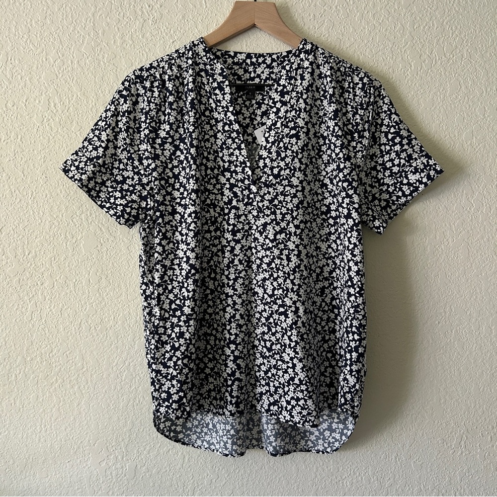 NWT J.Crew Navy White Floral Print Blouse— Small